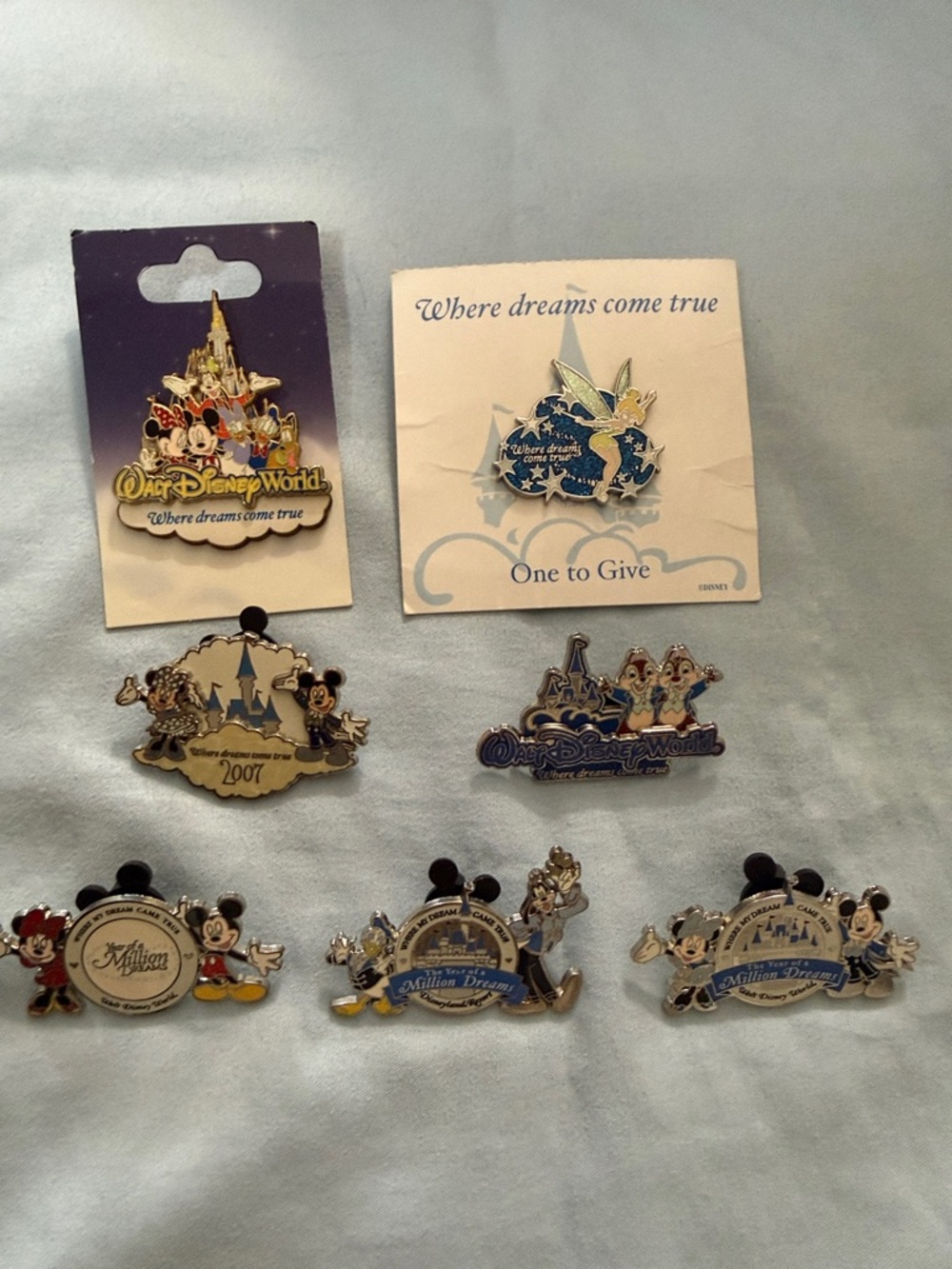 Walt Disney World Trading Pins from  2007 Year Of A Million Dreams - 7 Pins